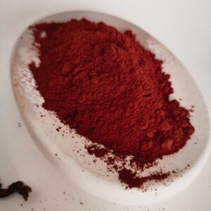pigment naturel rouge fait avec de la garance des teinturiers