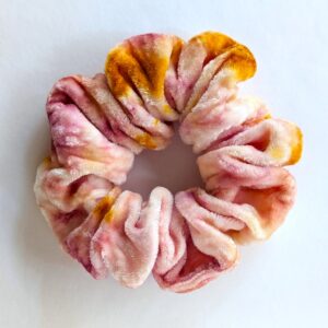 chouchou velours rose orange et jaune teint au couleurs végétales